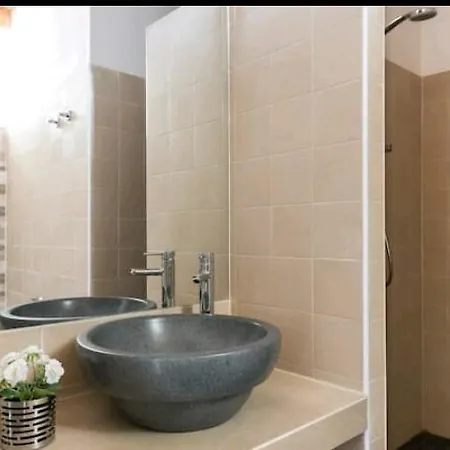 Al Cortile Dei Gesuiti Apartment *